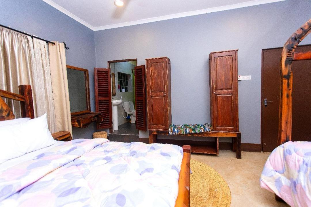 Moshi Urban Hostel And Backpackers Екстер'єр фото