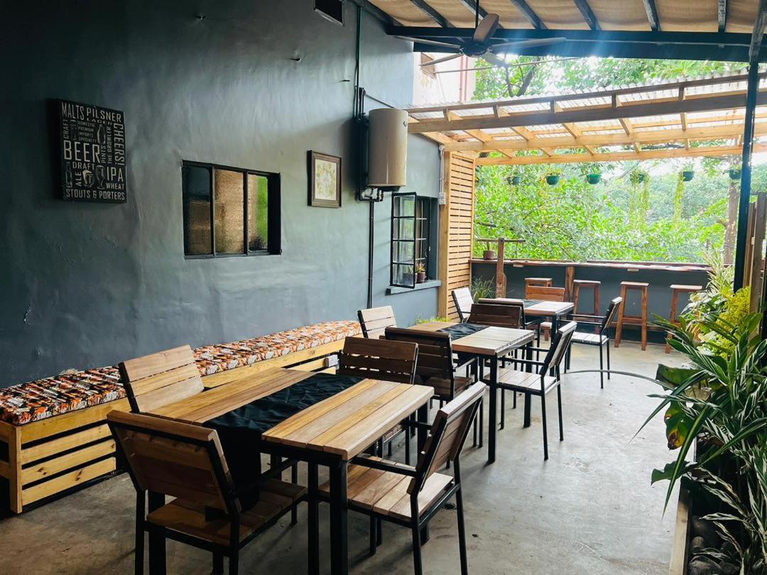 Moshi Urban Hostel And Backpackers Екстер'єр фото